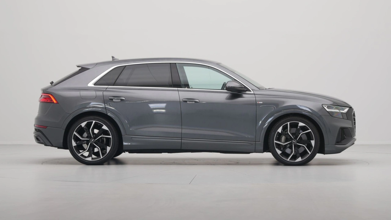Audi Q8 55 TFSI e quattro 395pk Pro Line S-Line