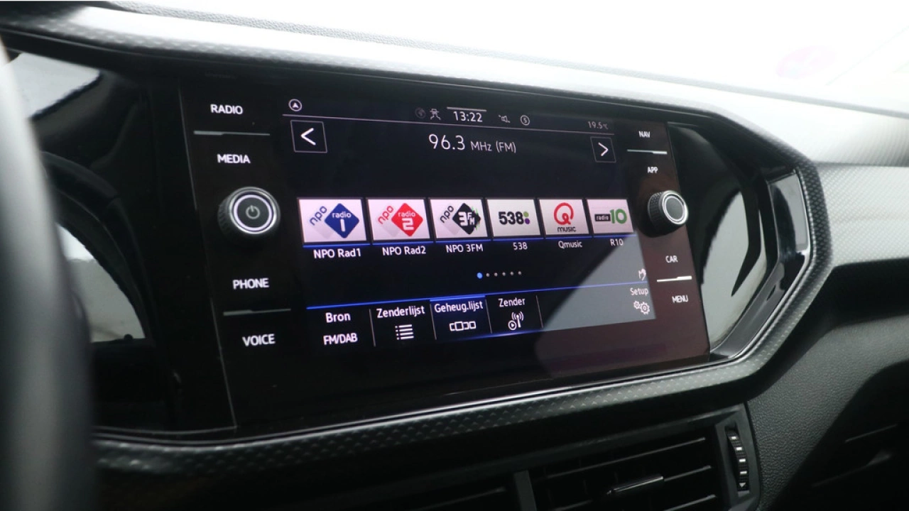 Volkswagen T-Cross 1.0 TSI 95pk Life Navigatie Clima Pdc