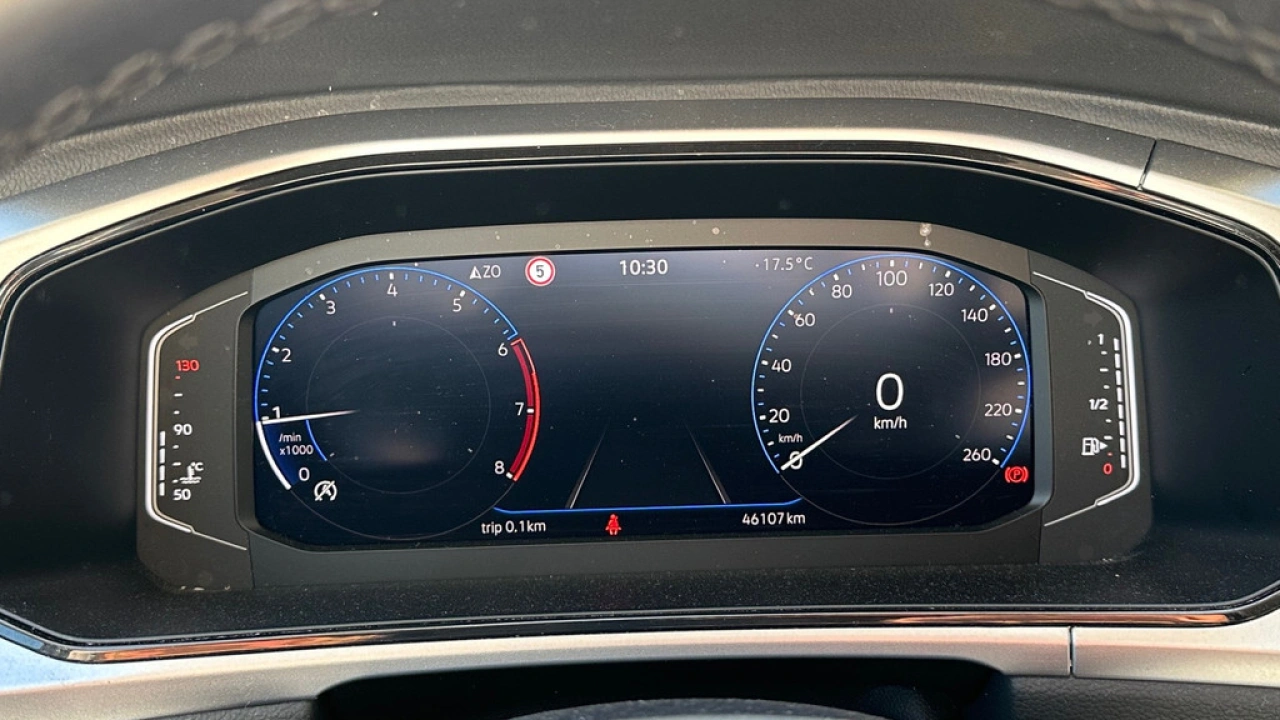 Volkswagen T-Roc 1.0 TSI 110pk Life Business Navigatie