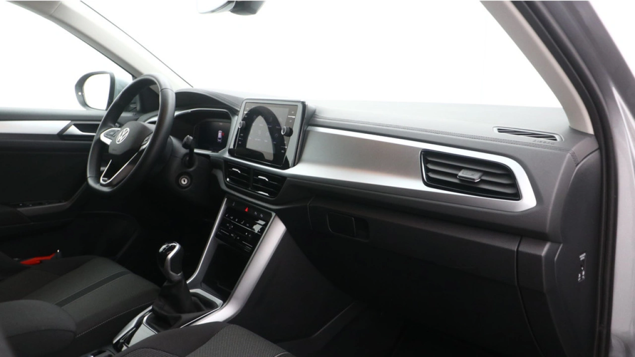 Volkswagen T-Roc 1.0 TSI 110pk Life Business Navigatie