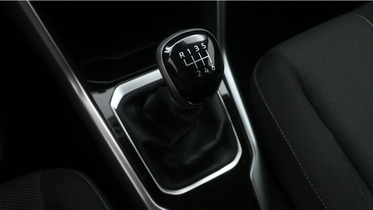 Volkswagen T-Roc 1.0 TSI 110pk Life Business Navigatie