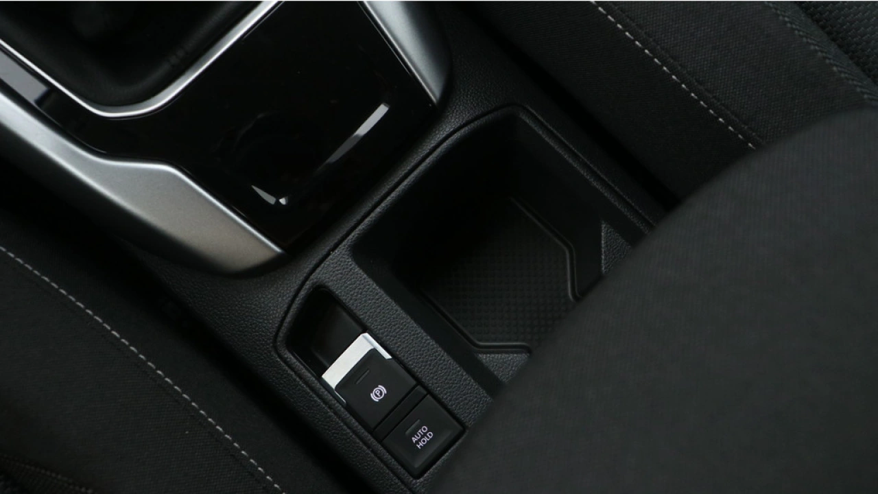 Volkswagen T-Roc 1.0 TSI 110pk Life Business Navigatie