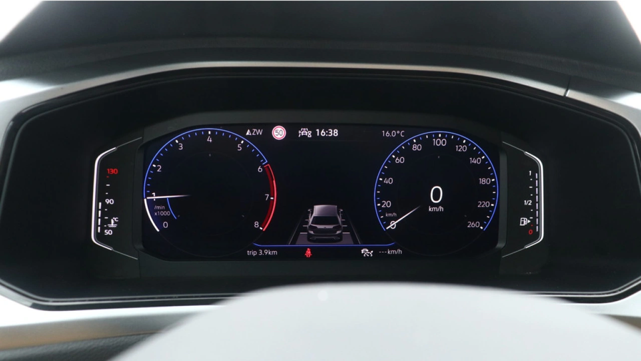 Volkswagen T-Roc 1.0 TSI 110pk Life Business Navigatie