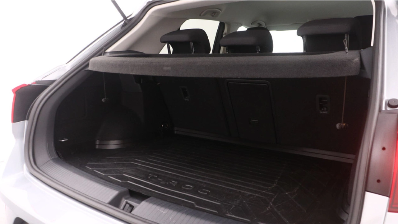 Volkswagen T-Roc 1.0 TSI 110pk Life Business Navigatie