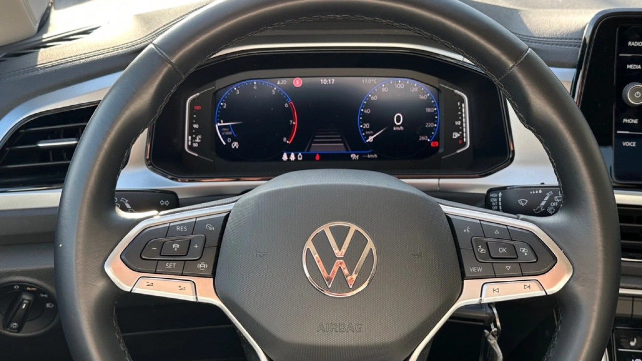 Volkswagen T-Roc 1.0 TSI 110pk Life Business Navigatie
