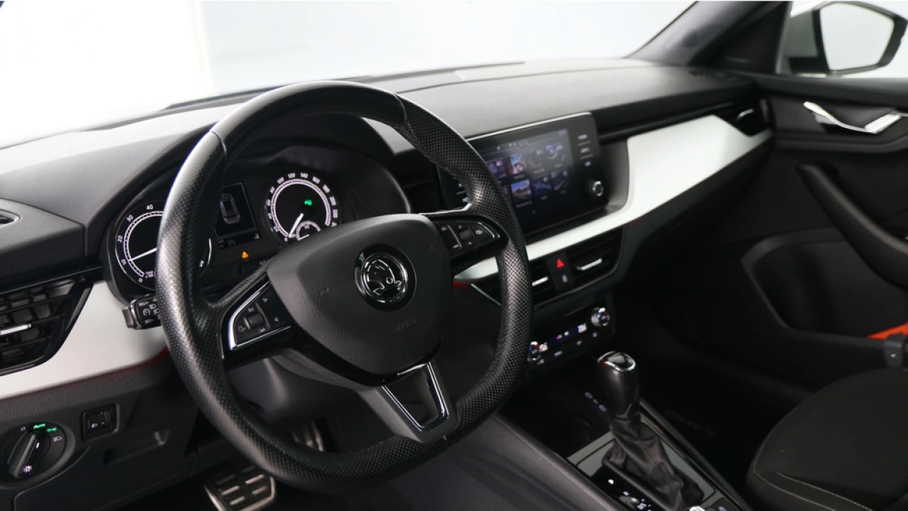 Škoda Kamiq 1.0 TSI 115pk Sport Business DSG