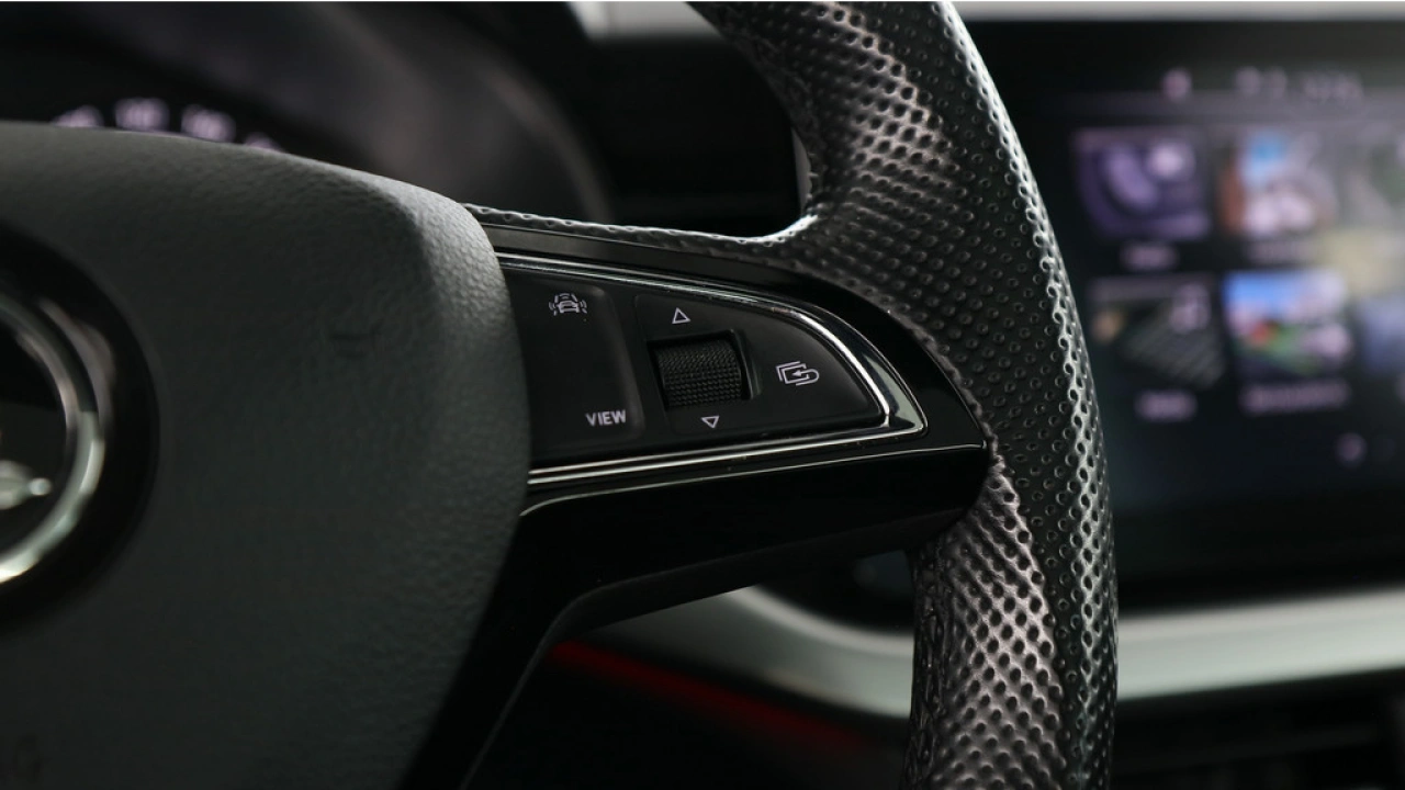 Škoda Kamiq 1.0 TSI 115pk Sport Business DSG