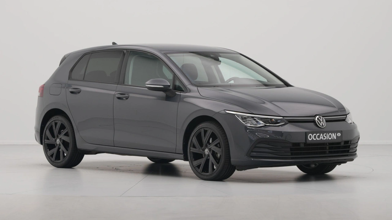 Volkswagen Golf 1.5 TSI 130pk first