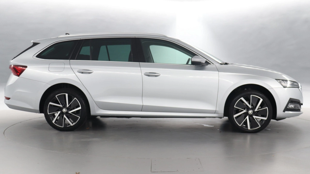 Škoda Octavia Combi 1.4 TSI iV PHEV Business Edition