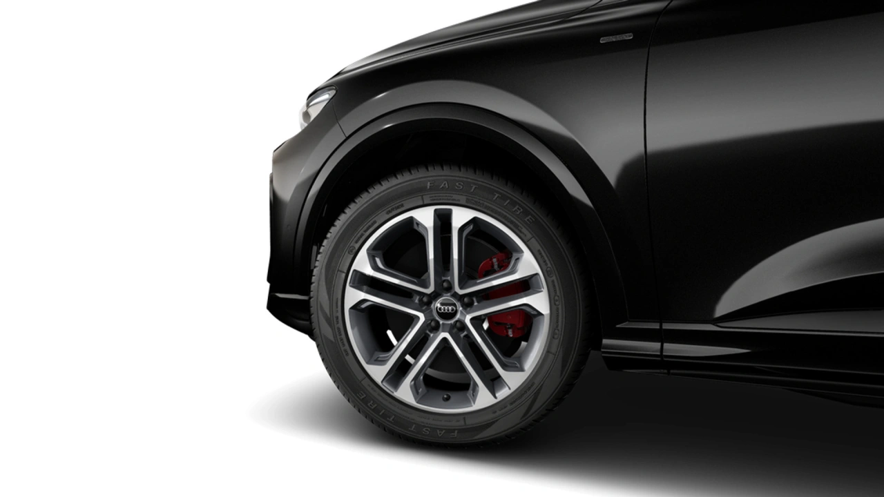 Audi Q5 e-hybrid quattro 367 S tronic S edition Competition