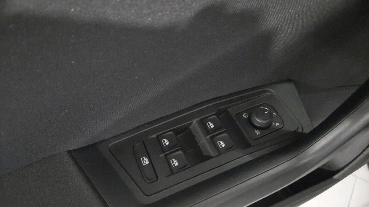 Volkswagen T-Roc 1.0 TSI Life Business | Camera | 17