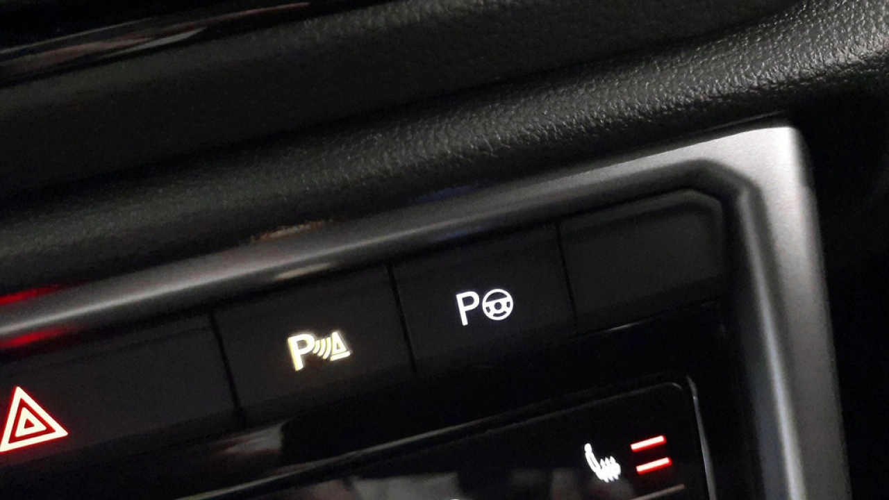 Volkswagen T-Roc 1.0 TSI Life Business | Camera | 17