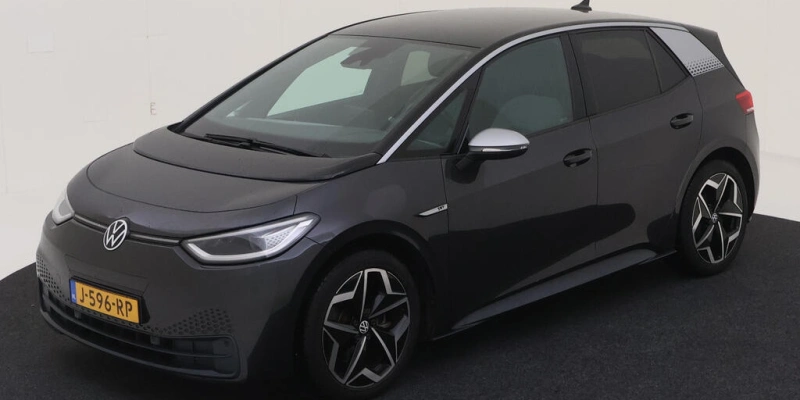 Volkswagen ID.3 First Plus 58 kWh | steunhaak | Nieuw binnen |
