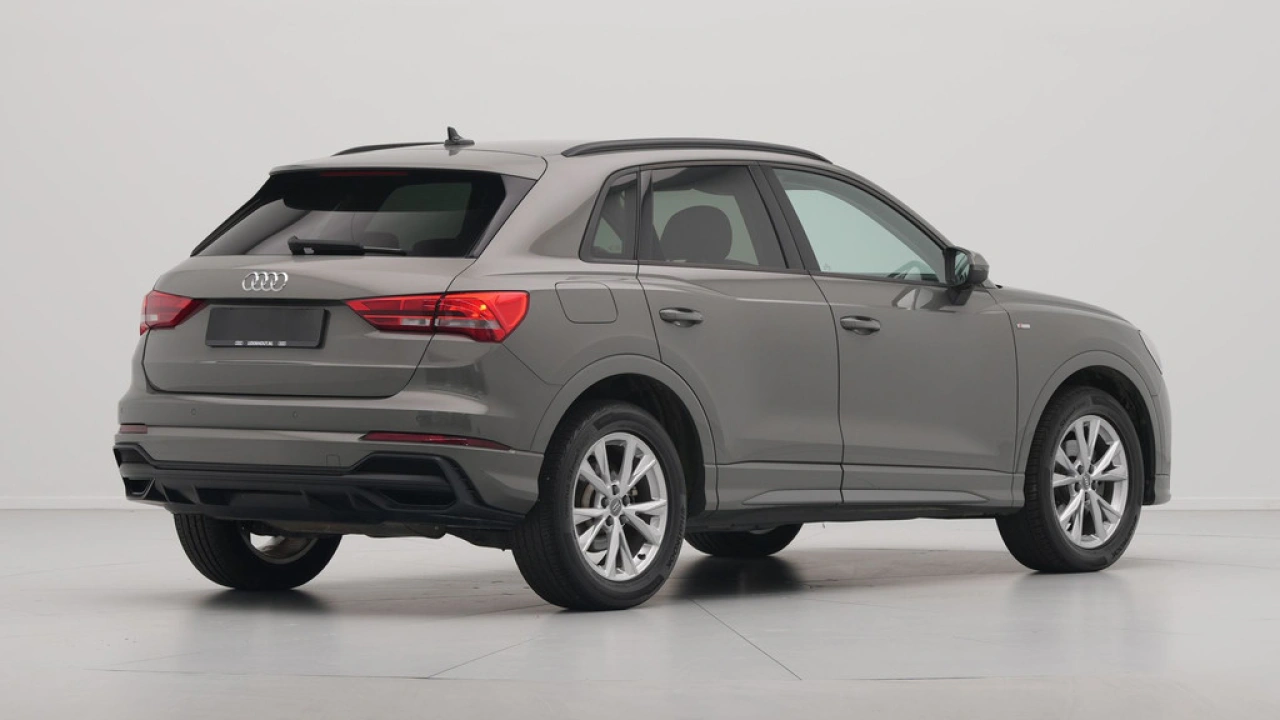 Audi Q3 35 TFSI 150pk Edition S line