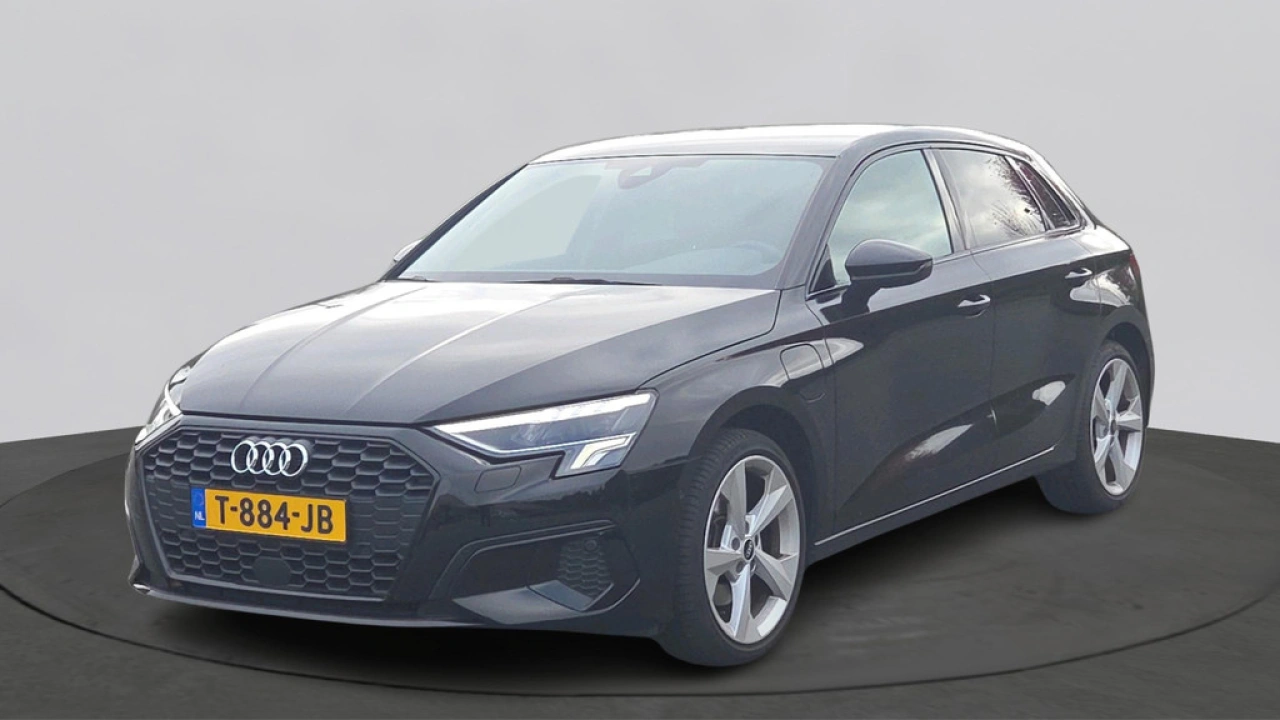 Audi A3 Sportback 40 TFSI E 204pk Business edition DSG