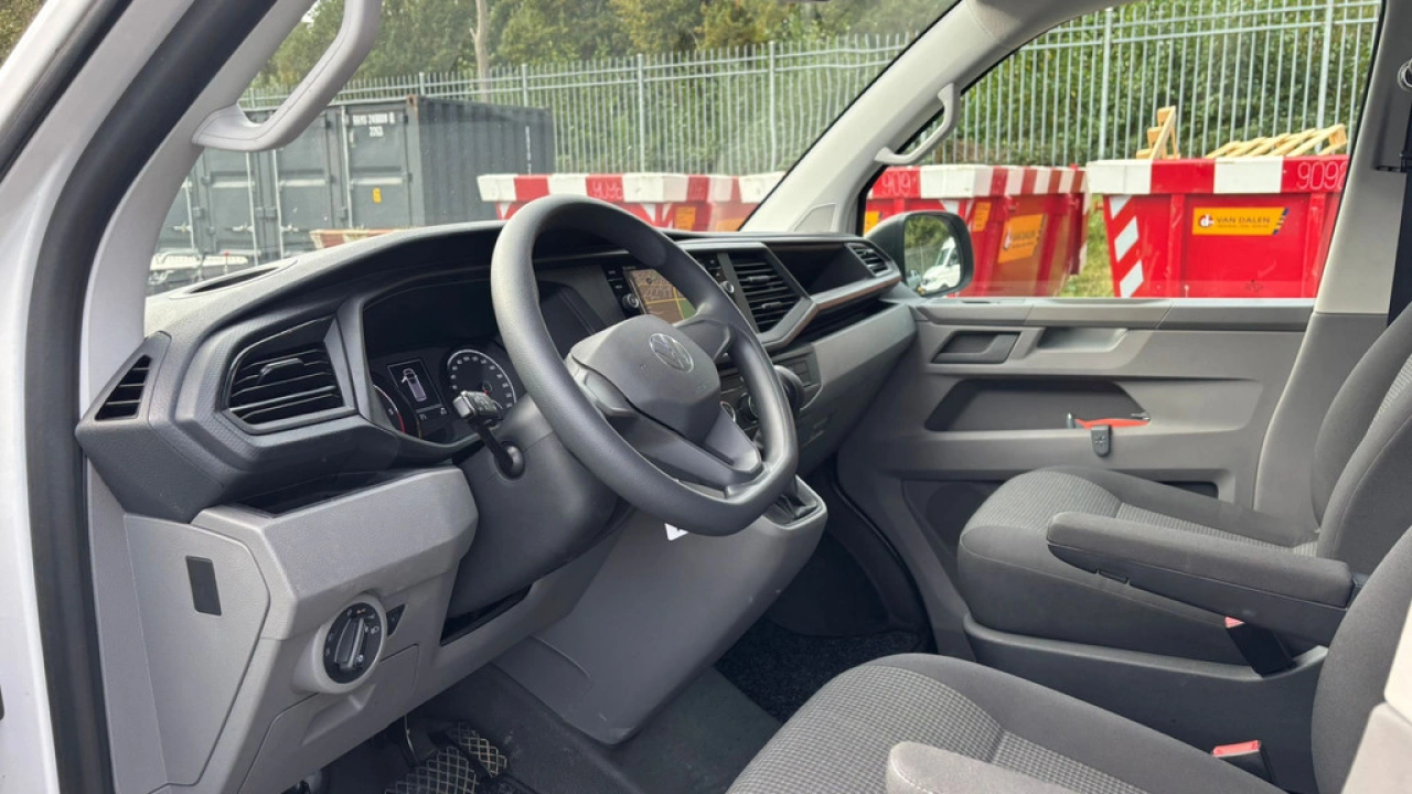 VW Bedrijfswagens Transporter L2H1 2.0 TDI 150pk DSG 3.2T Comfortline