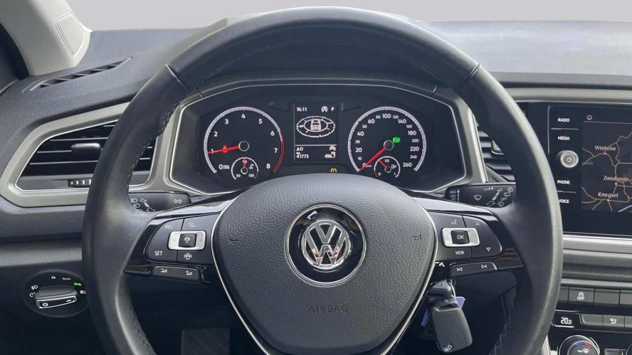 Volkswagen T-Roc 1.5 TSI Automaat |Style | Executive pakket | Navigatie | Climate Control