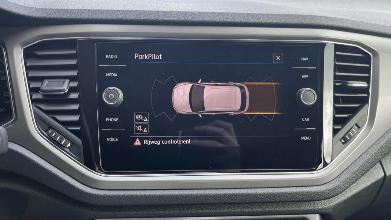 Volkswagen T-Roc 1.5 TSI Automaat |Style | Executive pakket | Navigatie | Climate Control