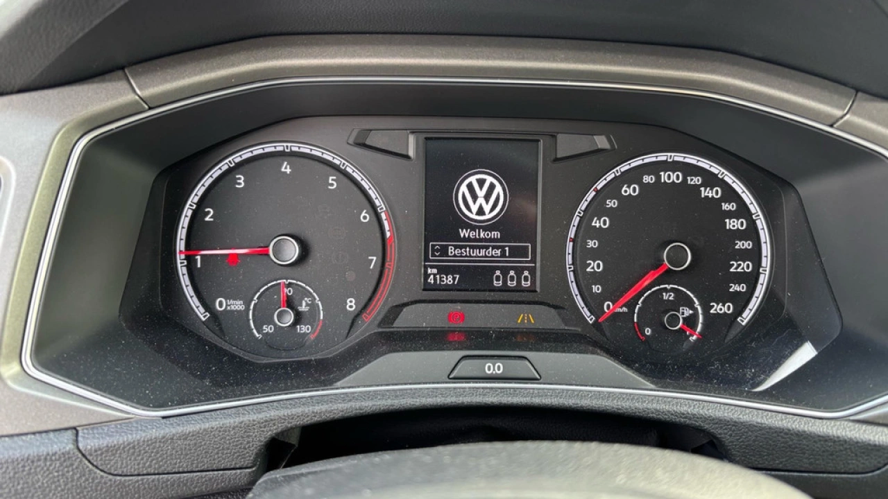 Volkswagen T-Roc 1.5 TSI Automaat |Style | Executive pakket | Navigatie | Climate Control