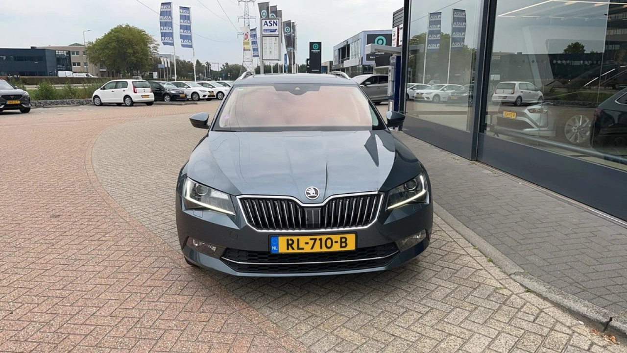 Škoda Superb Combi 1.4 TSI 150pk Style Business