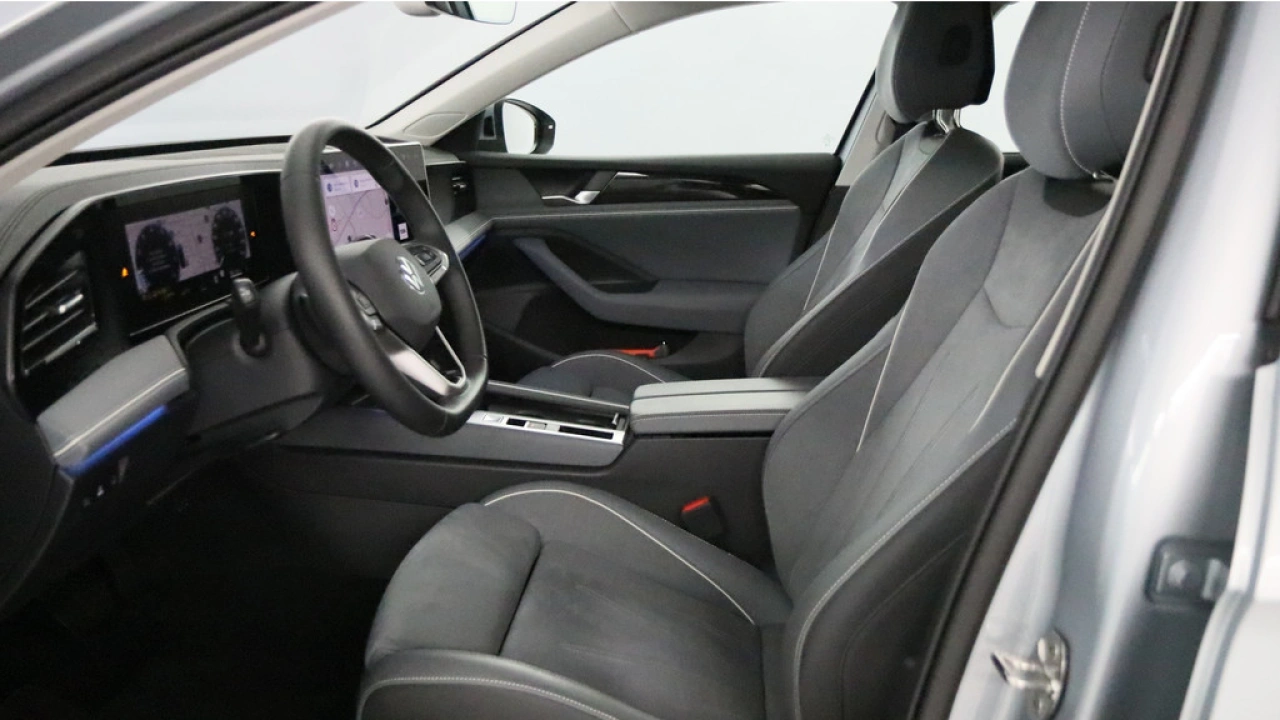 Volkswagen Passat Variant 1.5 eTSI Business | Trekhaak