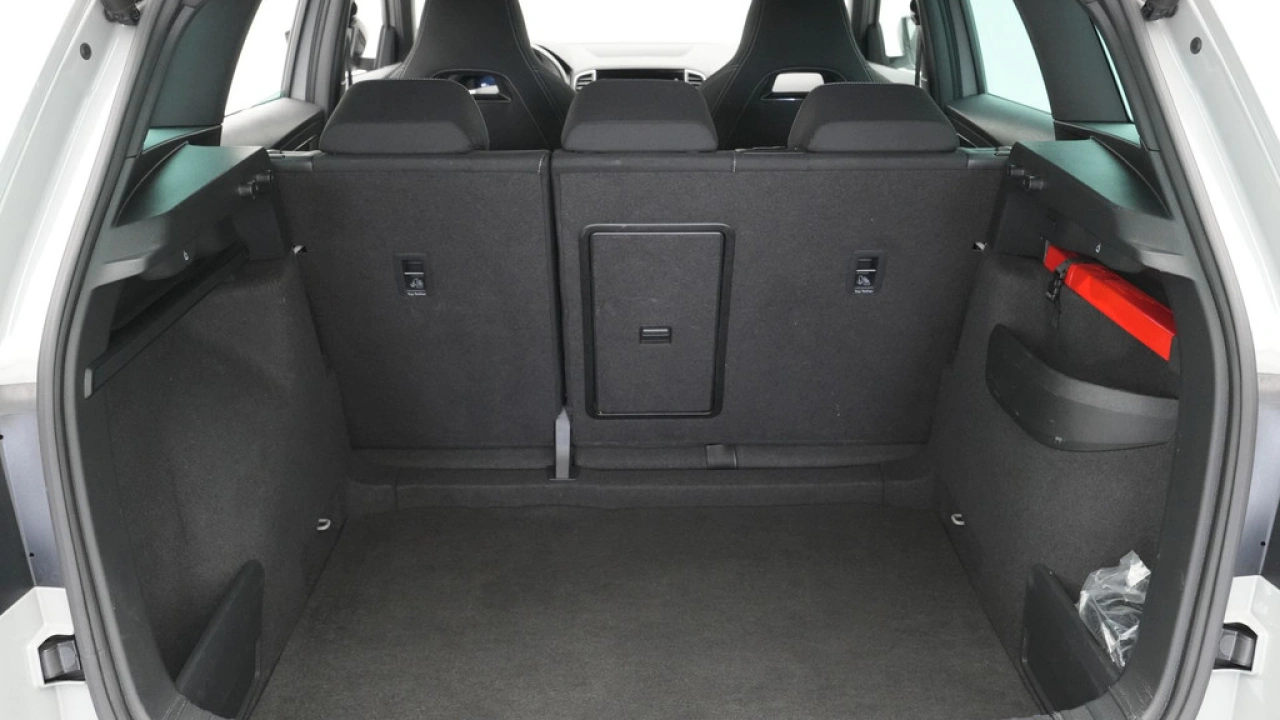 Škoda Karoq 1.5 TSI ACT 150pk DSG Sportline Business