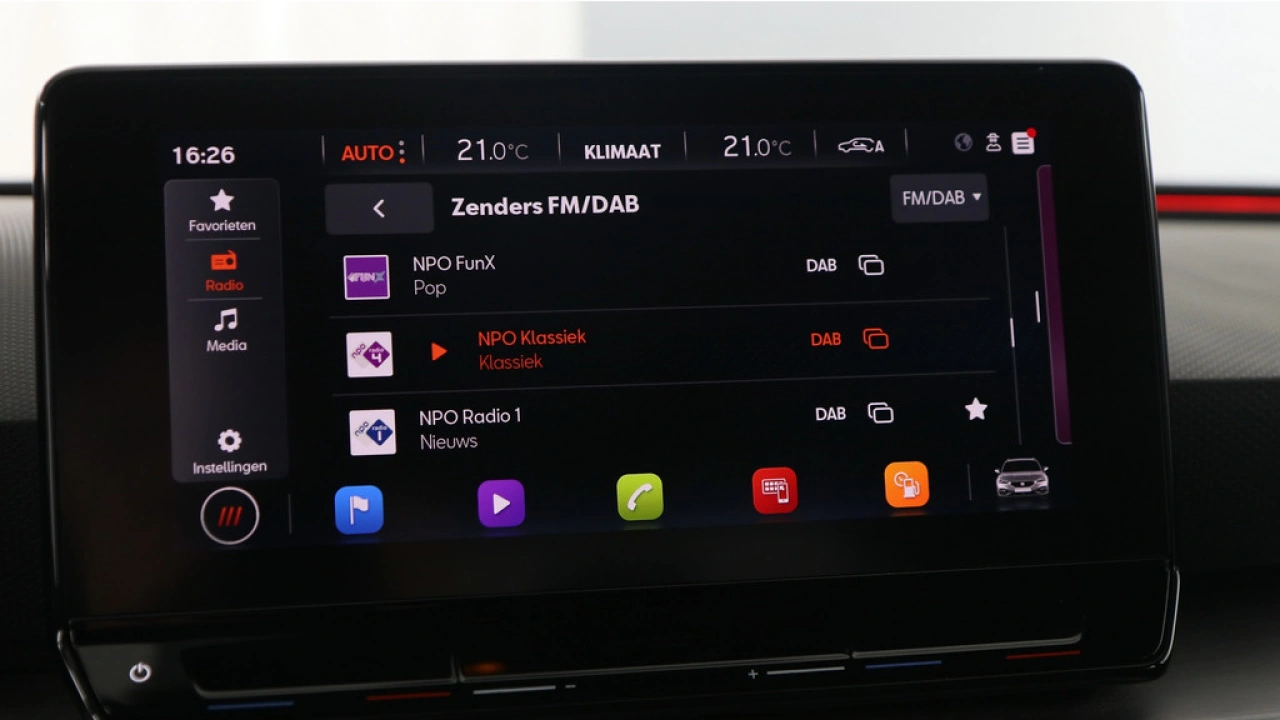 SEAT Leon Sportstourer 1.5 eTSI 150pk FR Business Intense DSG