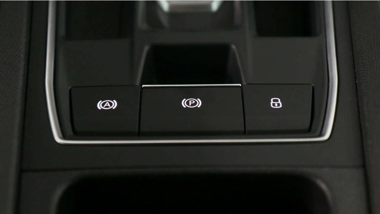 SEAT Leon Sportstourer 1.5 eTSI 150pk FR Business Intense DSG