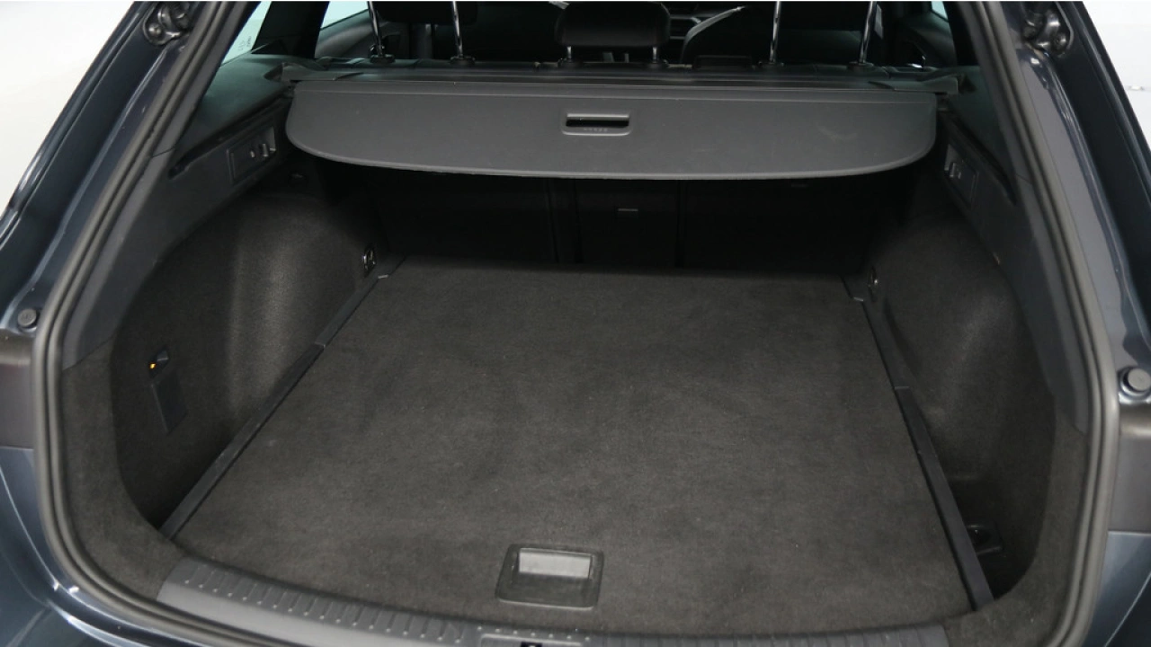 SEAT Leon Sportstourer 1.5 eTSI 150pk FR Business Intense DSG