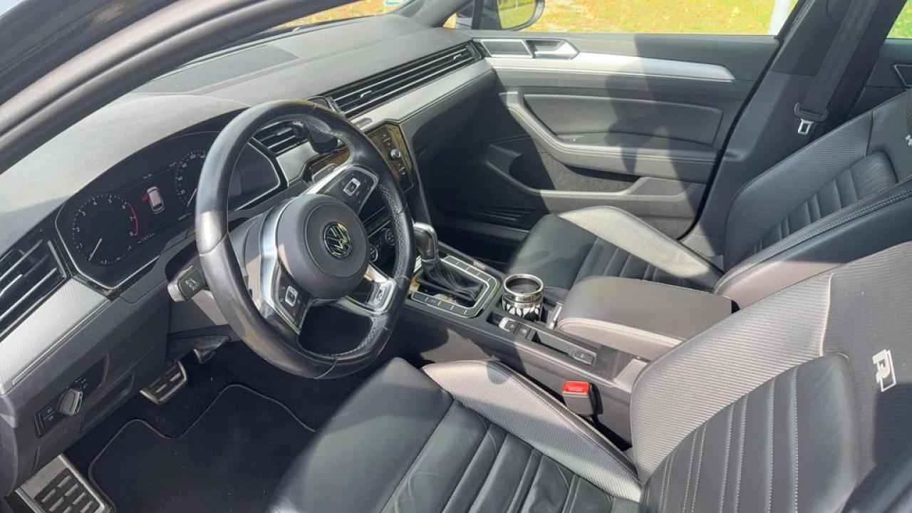 Volkswagen Passat Variant 1.5 TSI Highline Business R