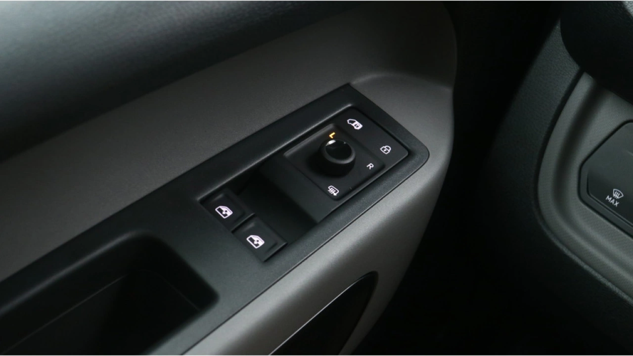 VW Bedrijfswagens ID. Buzz Cargo L1H1 79kWh 286pk RWD Economy Business