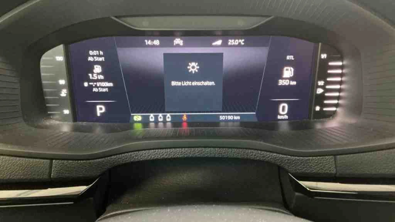 Škoda Karoq 1.5 TSI 150pk Automaat Sportline