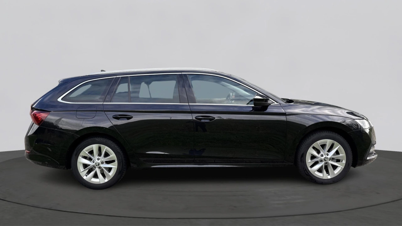 Škoda Octavia Combi 1.0 TSI 110pk Business Edition DSG