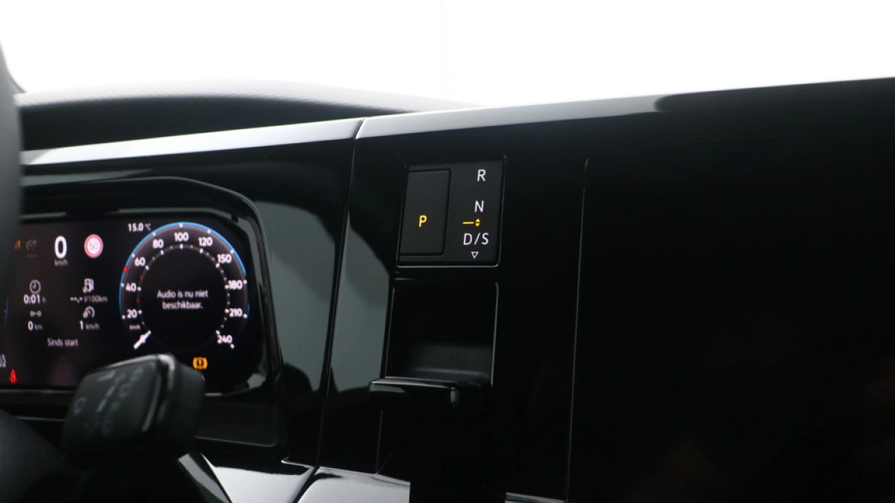 Volkswagen Multivan L2H1 1.5 PHEV eHybrid 19,7kWh 180kW 245PK DSG 4MOTION Economy-Business