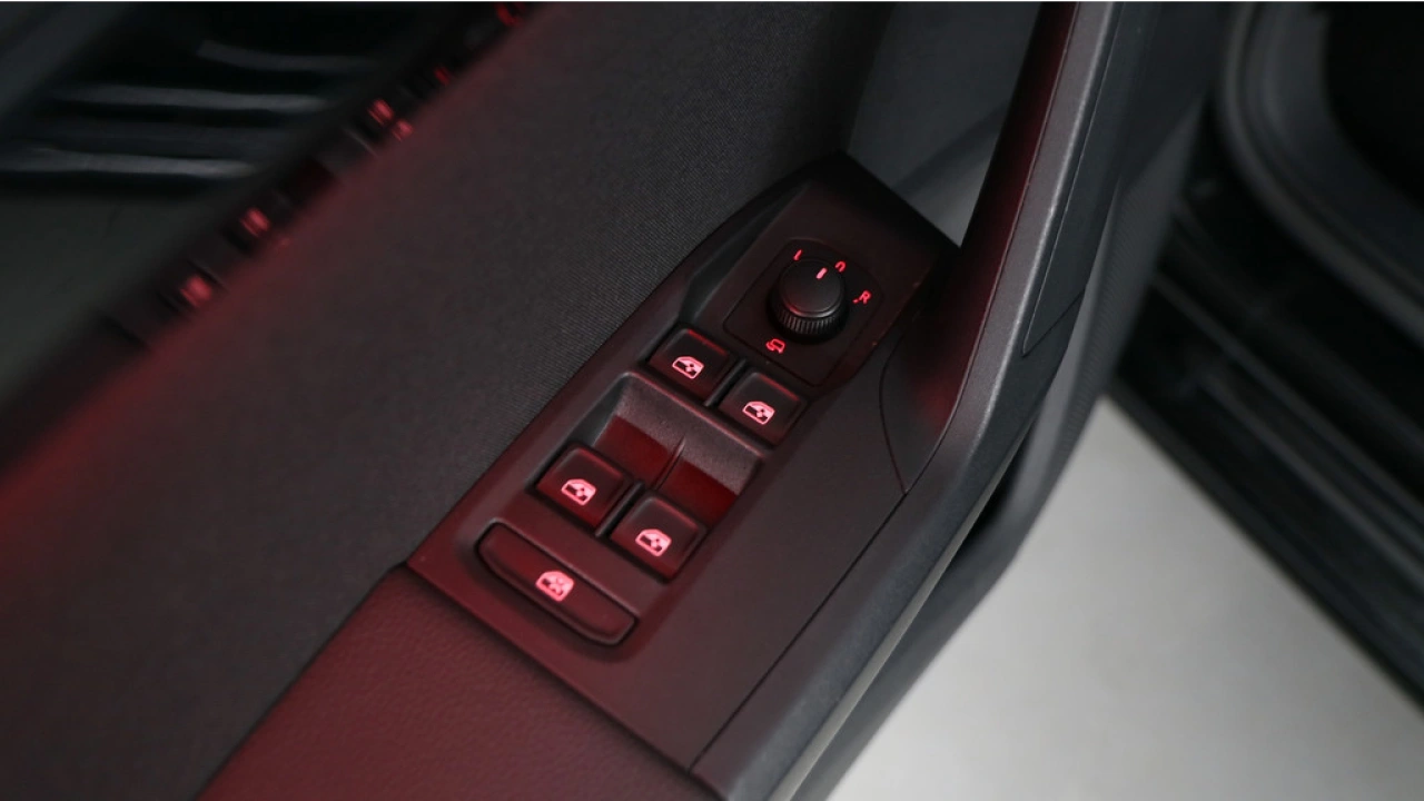 SEAT Ibiza 1.0 TSI 95pk FR Business Intense