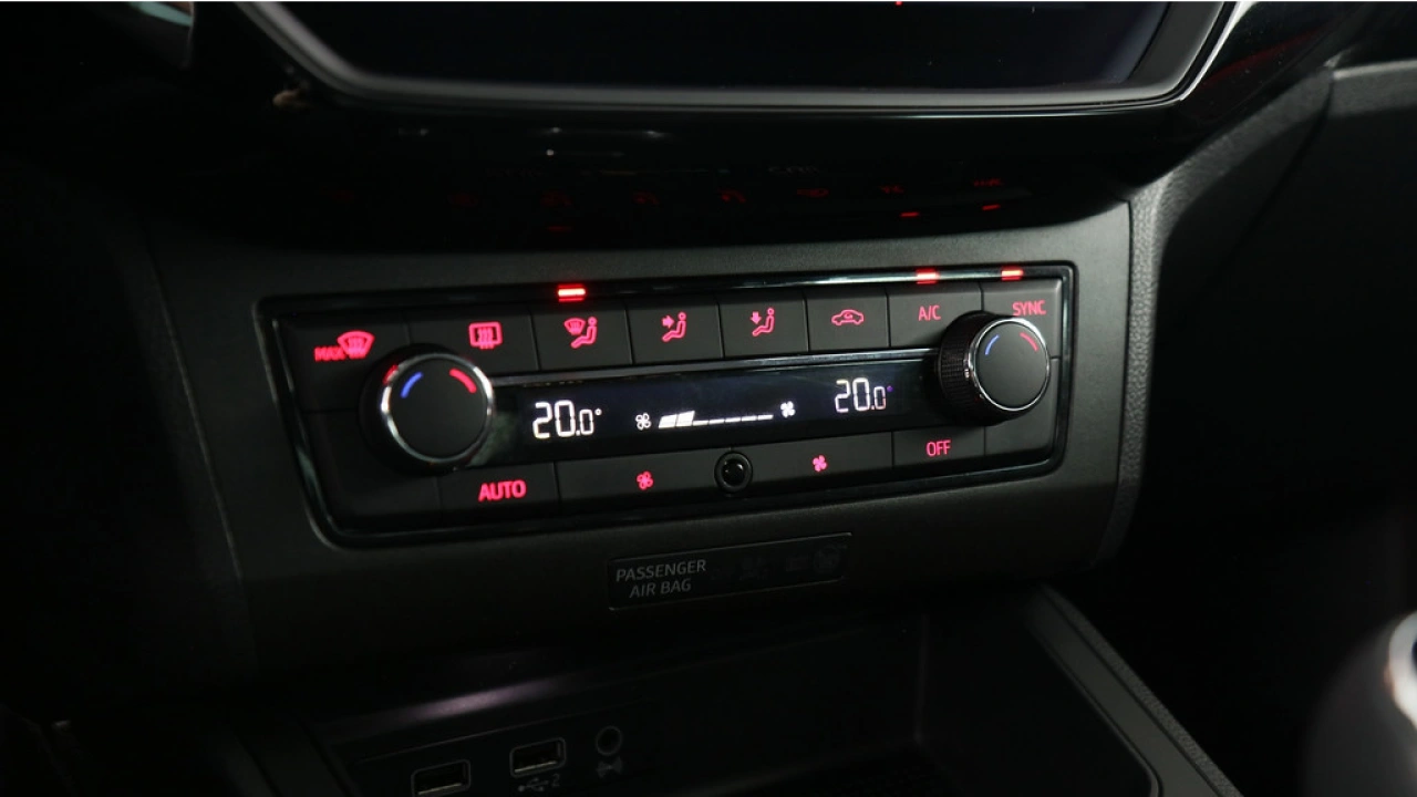 SEAT Ibiza 1.0 TSI 95pk FR Business Intense