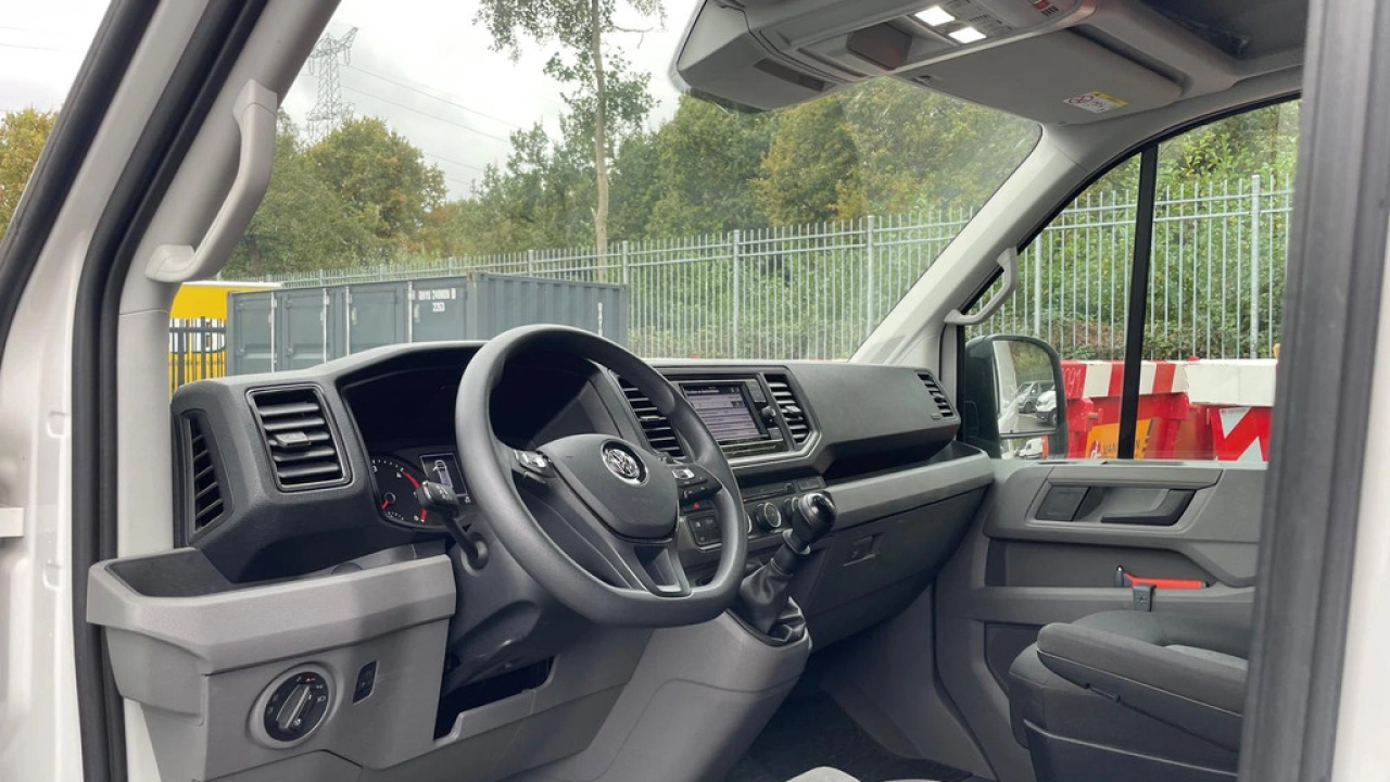 VW Bedrijfswagens Crafter L3H3 2.0 TDI 140pk 3.0T Highline