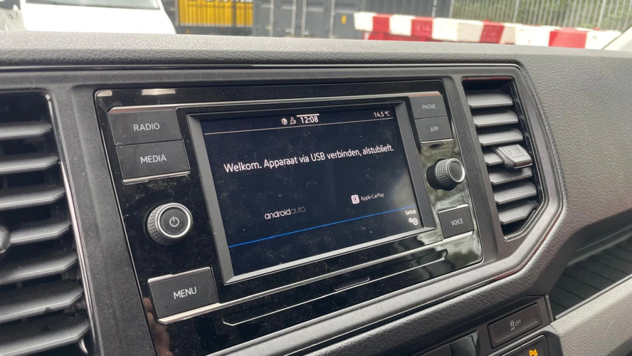 VW Bedrijfswagens Crafter L3H3 2.0 TDI 140pk 3.0T Highline