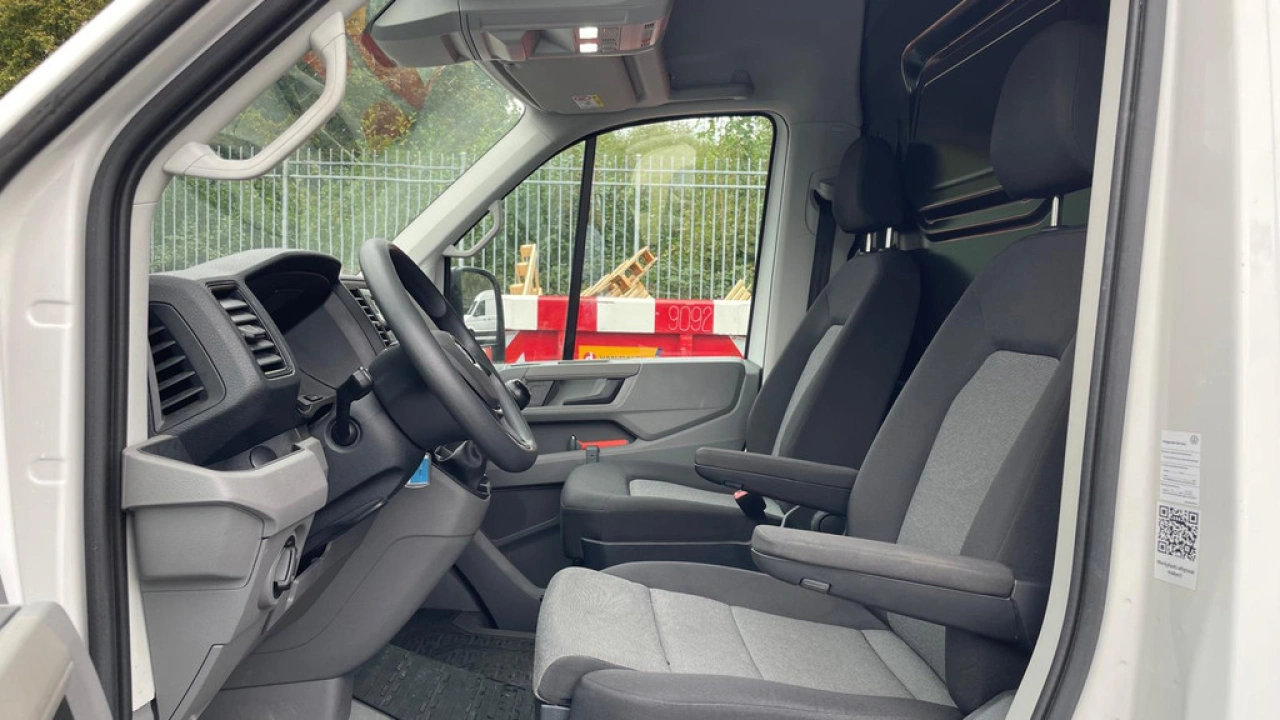 VW Bedrijfswagens Crafter L3H3 2.0 TDI 140pk 3.0T Highline