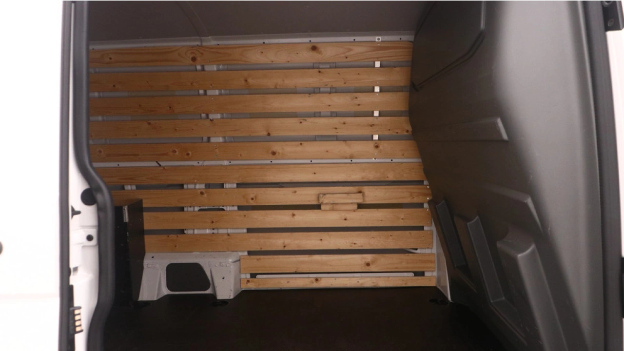 VW Bedrijfswagens Transporter L2H1 2.0 TDI 110pk Economy Business