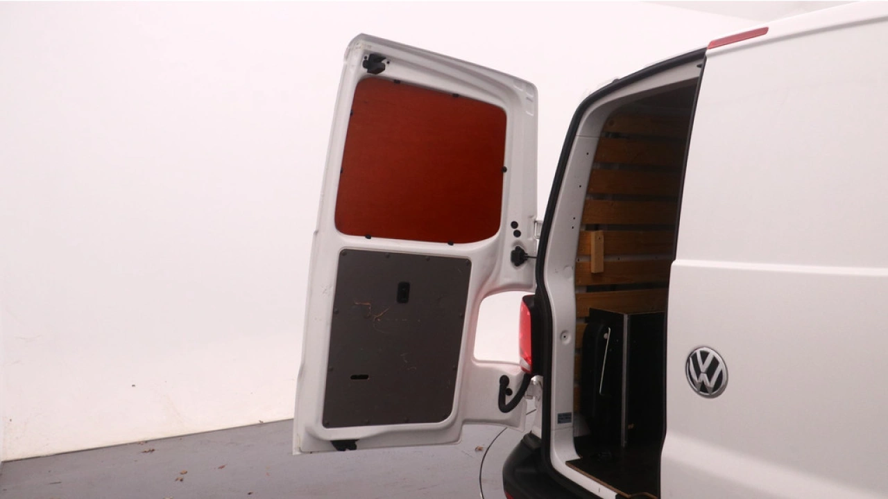 VW Bedrijfswagens Transporter L2H1 2.0 TDI 110pk Economy Business