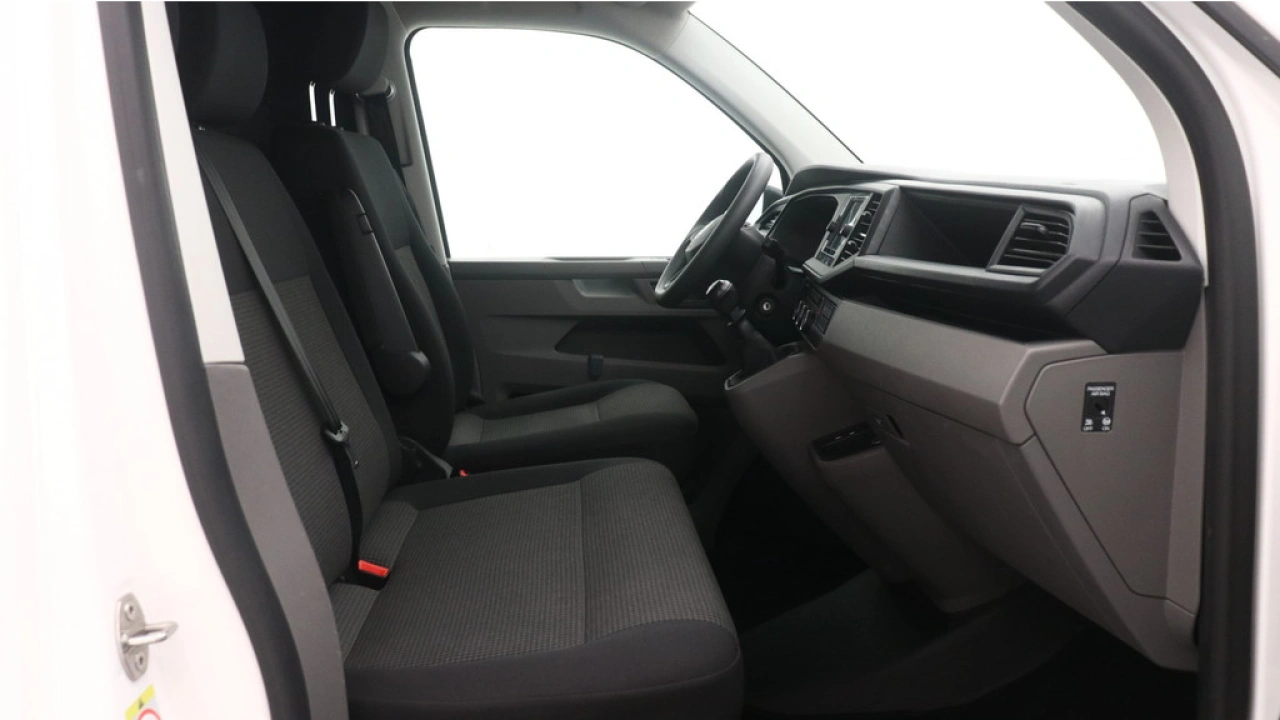 VW Bedrijfswagens Transporter L2H1 2.0 TDI 110pk Economy Business