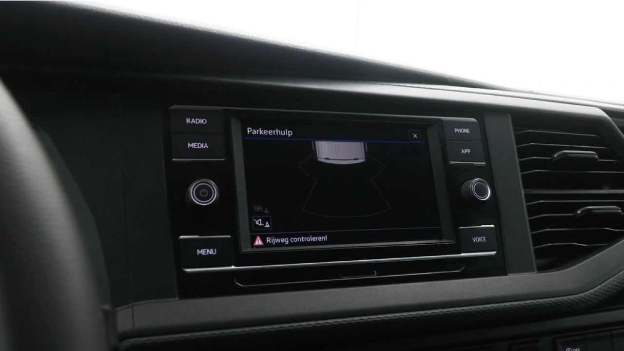 VW Bedrijfswagens Transporter L2H1 2.0 TDI 110pk Economy Business