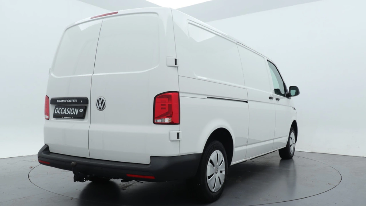VW Bedrijfswagens Transporter L2H1 2.0 TDI 110pk Economy Business