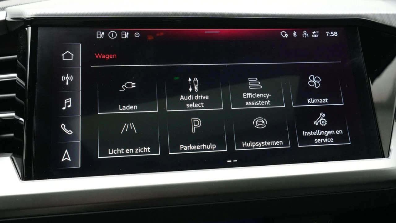 Audi Q4 Sportback e-tron (A1) Advanced edition Q4 e-tron Sportback (A1) e-tron 45 210kW/286pk 82Kwh Sportback Elektrische aandrijv