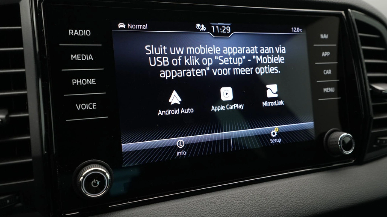 Škoda Karoq 1.5 TSI ACT 150PK DSG Sportline Business