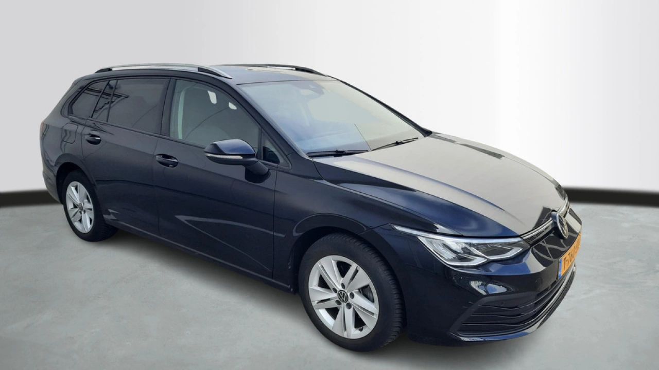 Volkswagen GOLF Variant 1.0 TSI Life Business | Ergo Stoelen | Camera | Navi | App Connect