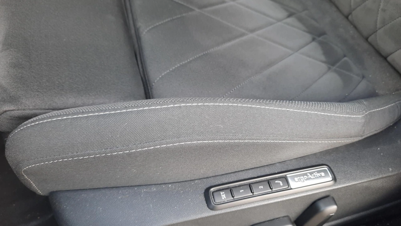 Volkswagen GOLF Variant 1.0 TSI Life Business | Ergo Stoelen | Camera | Navi | App Connect