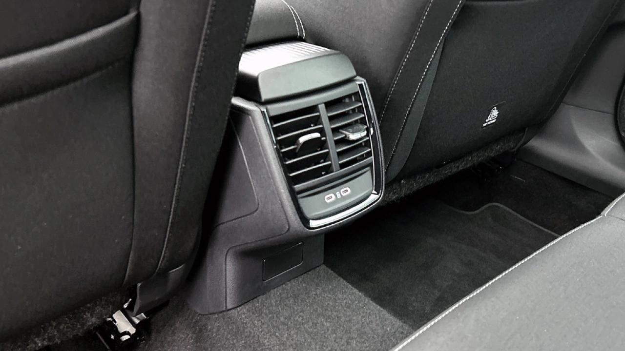 Škoda Scala 1.0 TSI 110pk Sport Business DSG