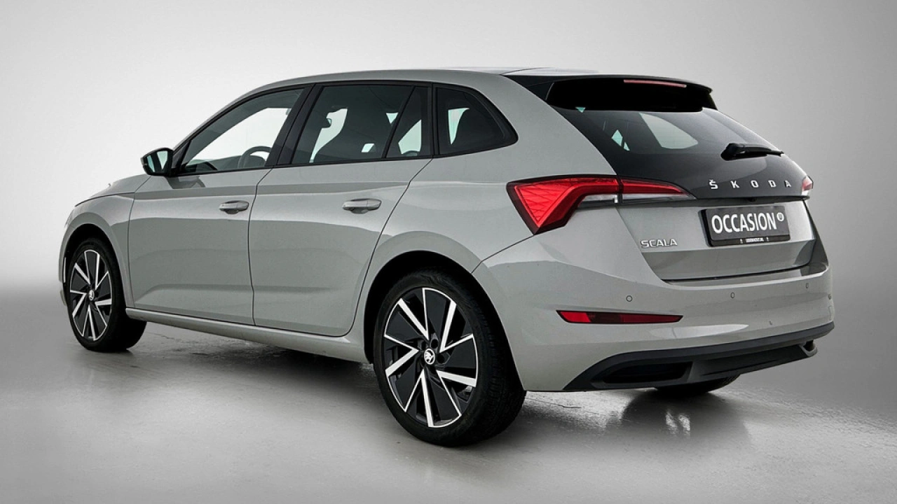 Škoda Scala 1.0 TSI 110pk Sport Business DSG